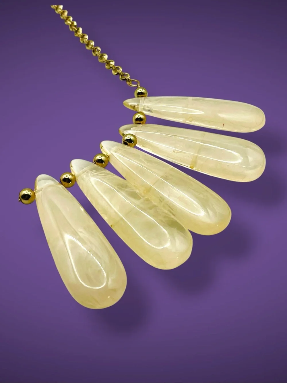 Vintage Lucite Teardrop Statement Bib Necklace Gold Tone Chain Estate Piece